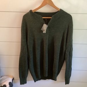 Dark green J.Crew men’s sweater large